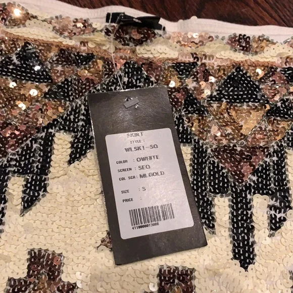 Flowers skirt - Picture 4 of 6